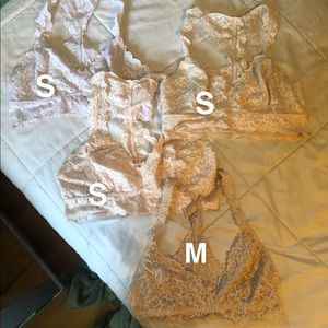 4 Bralettes (Baby Pink & White)